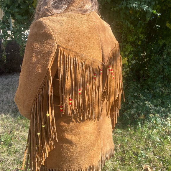•Vintage• Suede Fringe Hippie/ Native American Jacket 1950’s-1970’s - Picture 2 of 12